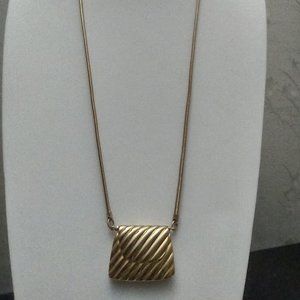 Gold Plated Miniature Purse Pendant and Necklace 32 Inch Chain